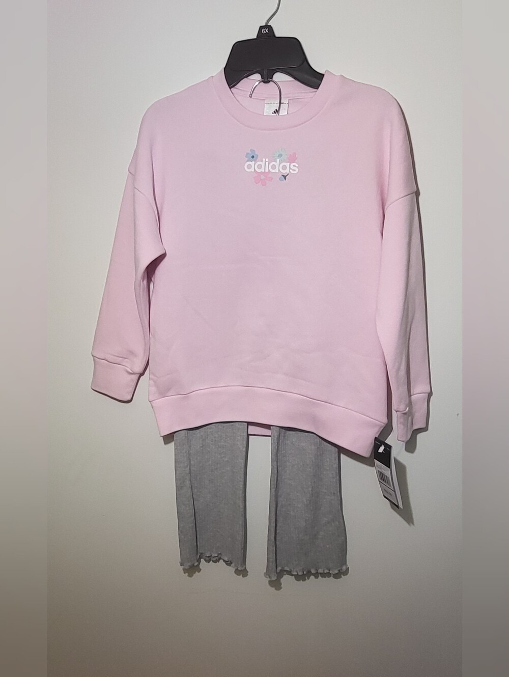 NWT Adidas Girls 2-Piece Outfit Set Floral Pink Sweatshirt Gray Ribbed Legging 6